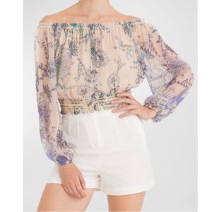 🔥NWT FLORAL SECRET MISSION CASSANDRA TOP. Sz M. CRAFTED IN  CHIFFON.BEAUTIFUL